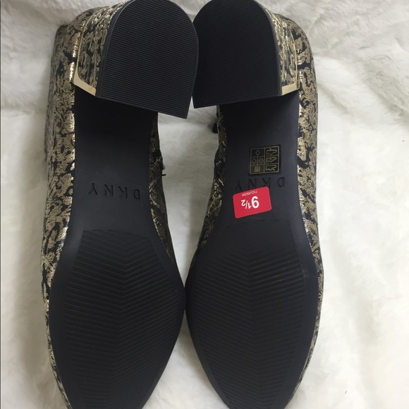 dkny corrie ankle booties